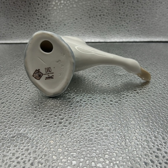 Nap by Lladro porcelain goose figurine - Picture 2 of 4